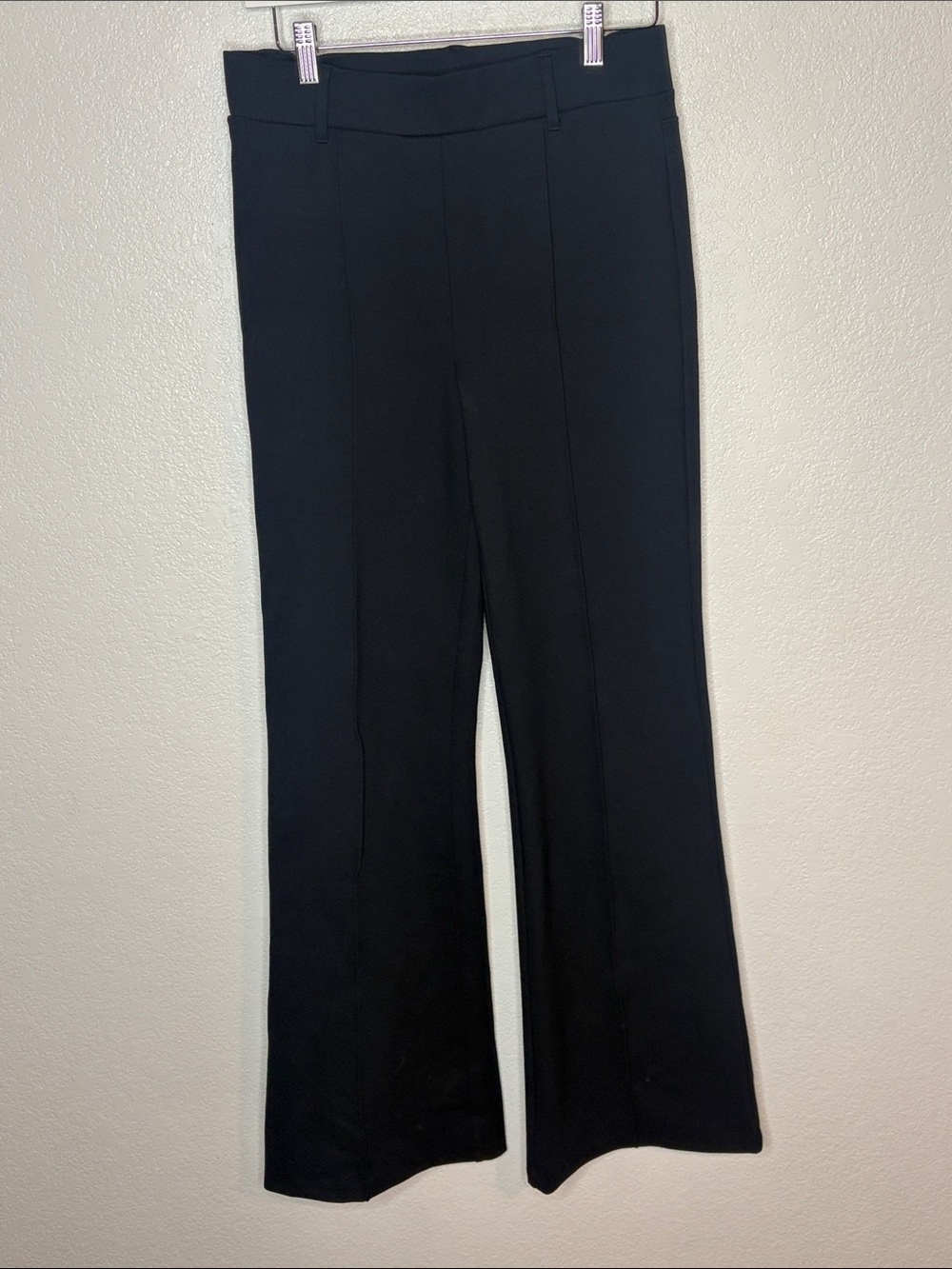 Quince Navy Ultra Stretch Ponte Flare Leg Pants Front Seam Size Medium pull on